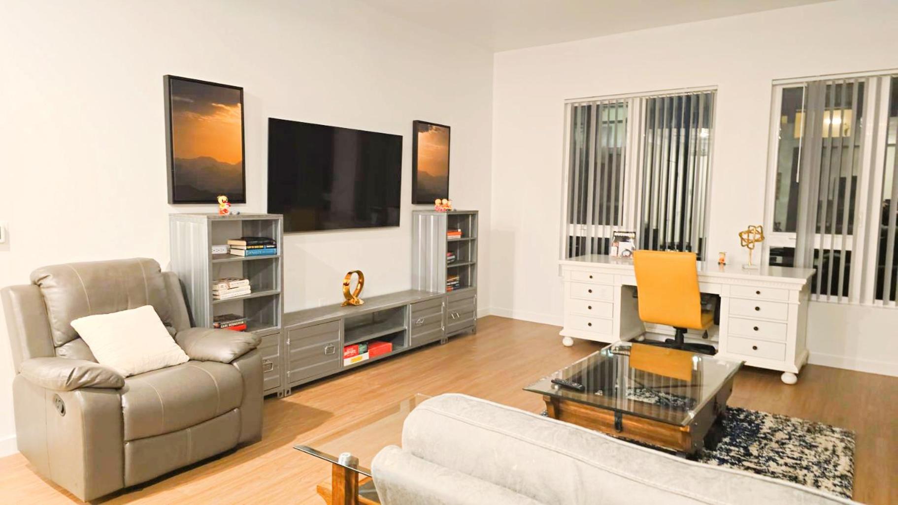 Stayspro - Cityscape Luxury Homes In The Heart Of Angeles
