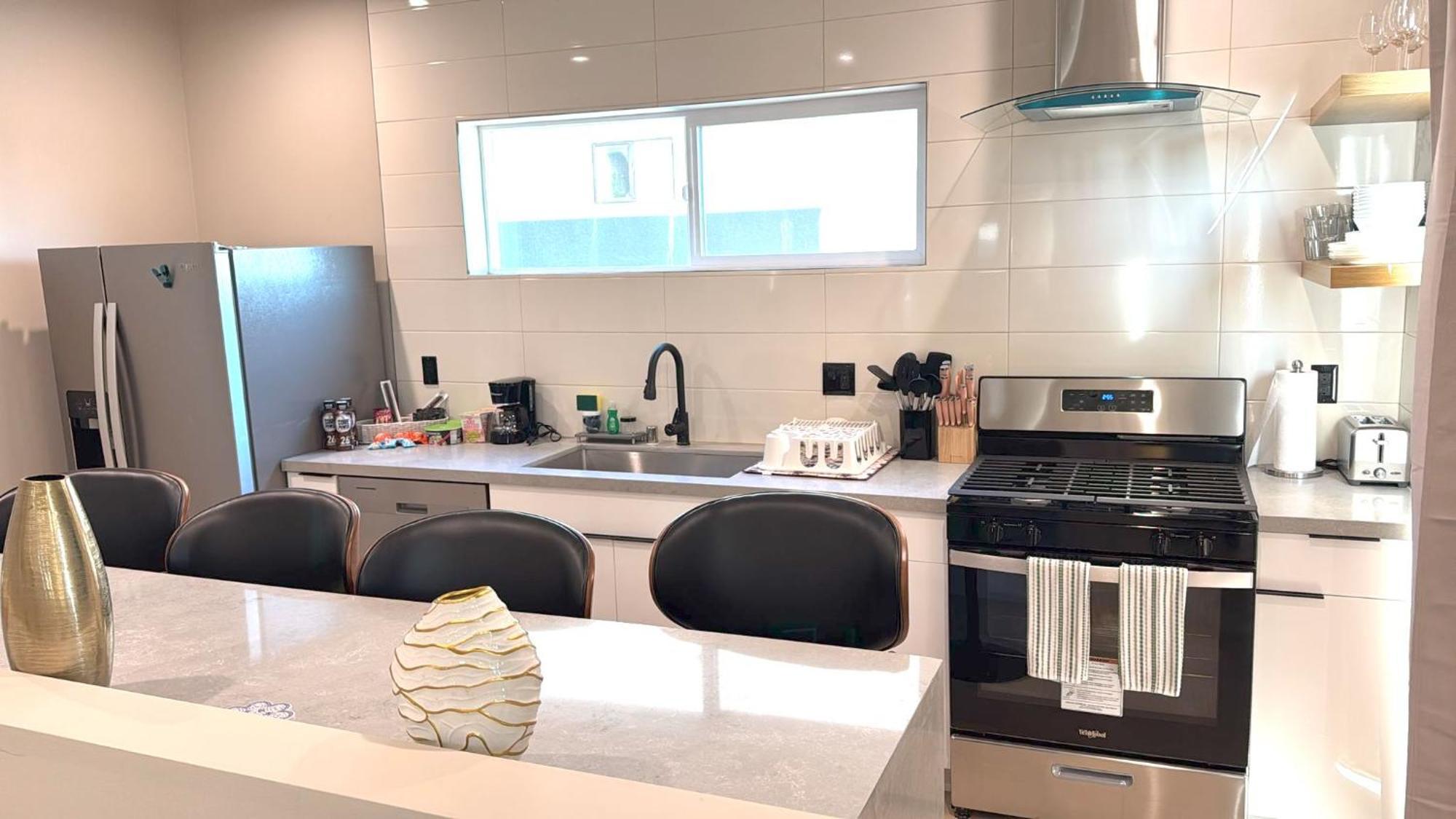 Stayspro - Cityscape Luxury Homes In The Heart Of Angeles Aparthotel Los Angeles